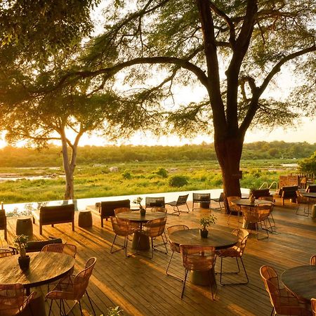 Kruger Gate Hotel Skukuza Exterior photo