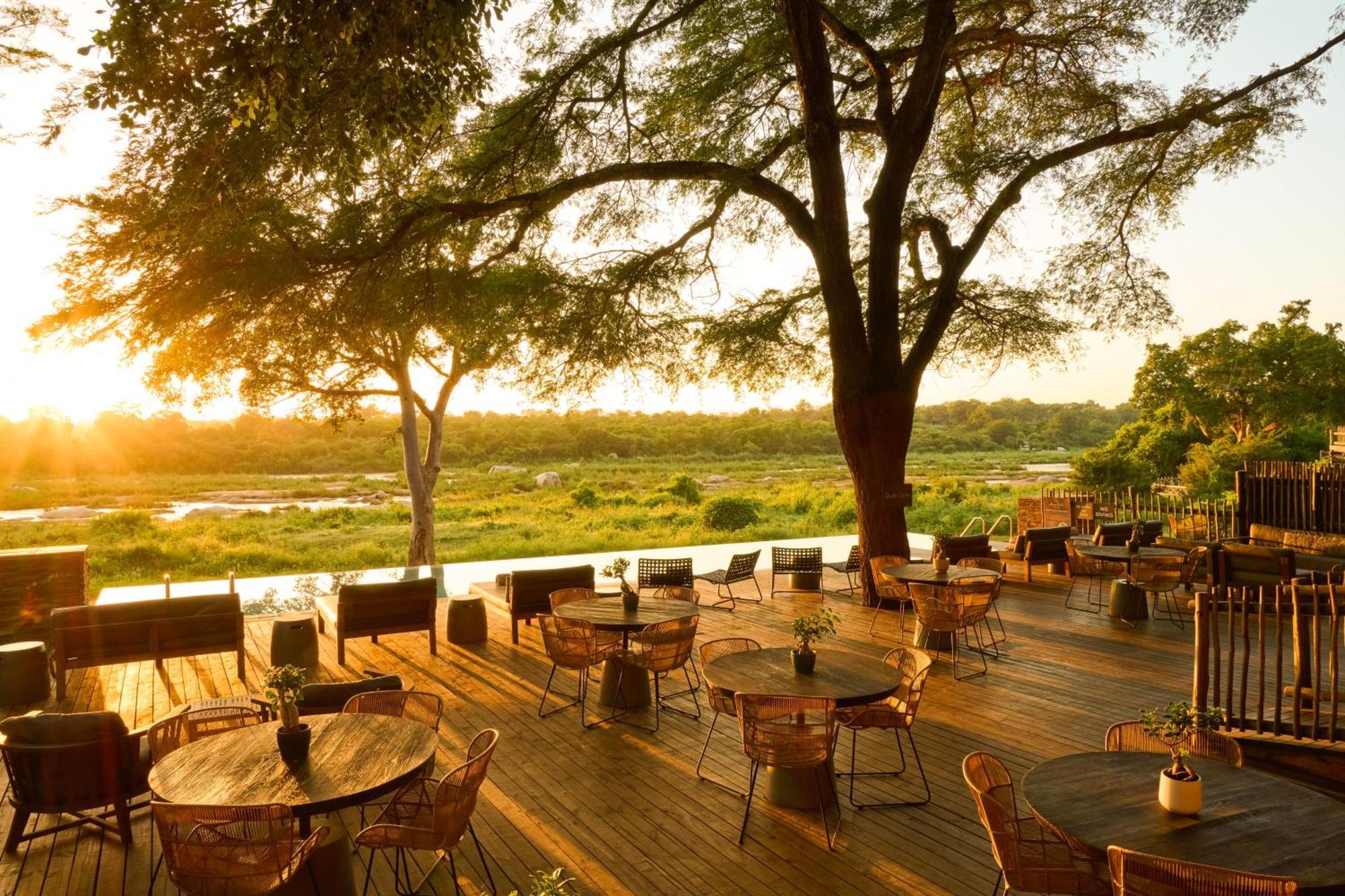 Kruger Gate Hotel Skukuza Exterior photo