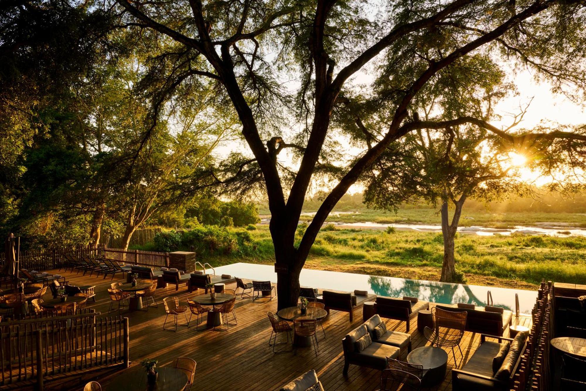 Kruger Gate Hotel Skukuza Exterior photo