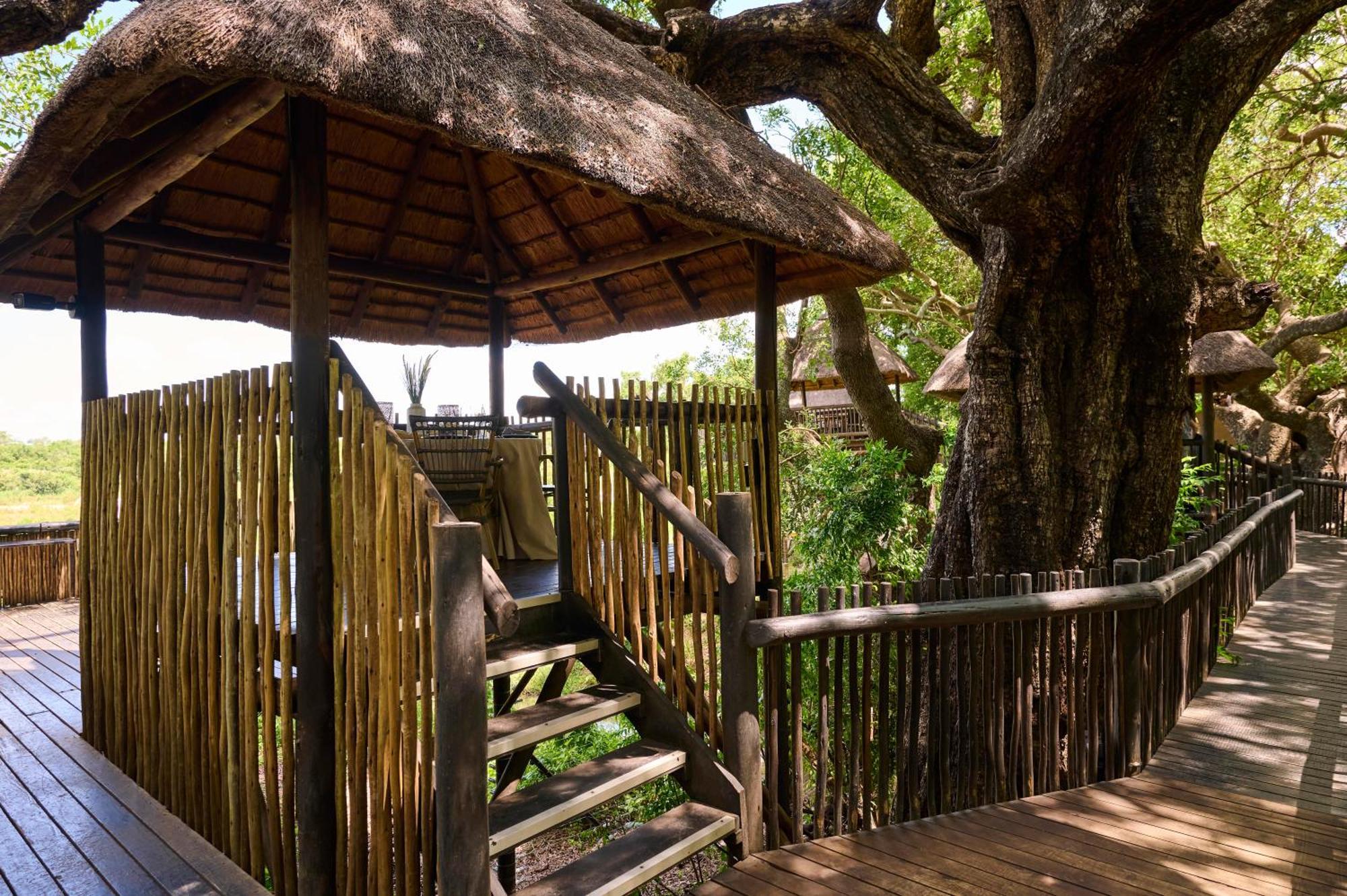 Kruger Gate Hotel Skukuza Exterior photo